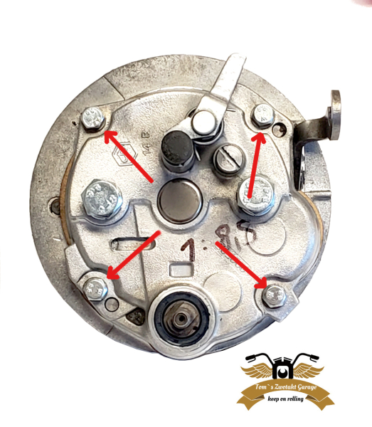 4 x Flanschschraube Befestigungssatz Getriebedeckel Schrauben -OEM-